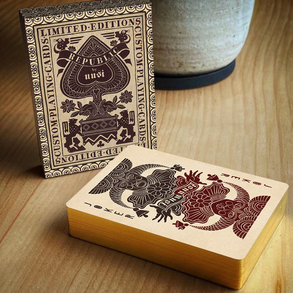 Republic 24KT Hand-gilded Playing Card Deck – uusi