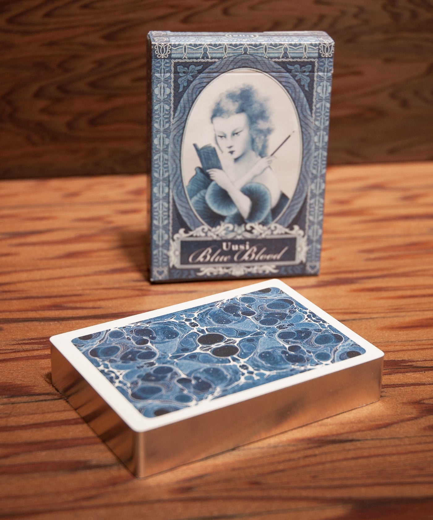 Uusi Limited Edition Gilded Playing Card Deck uusi Uusi Limited Edition Gilded Playing Card Deck uusi