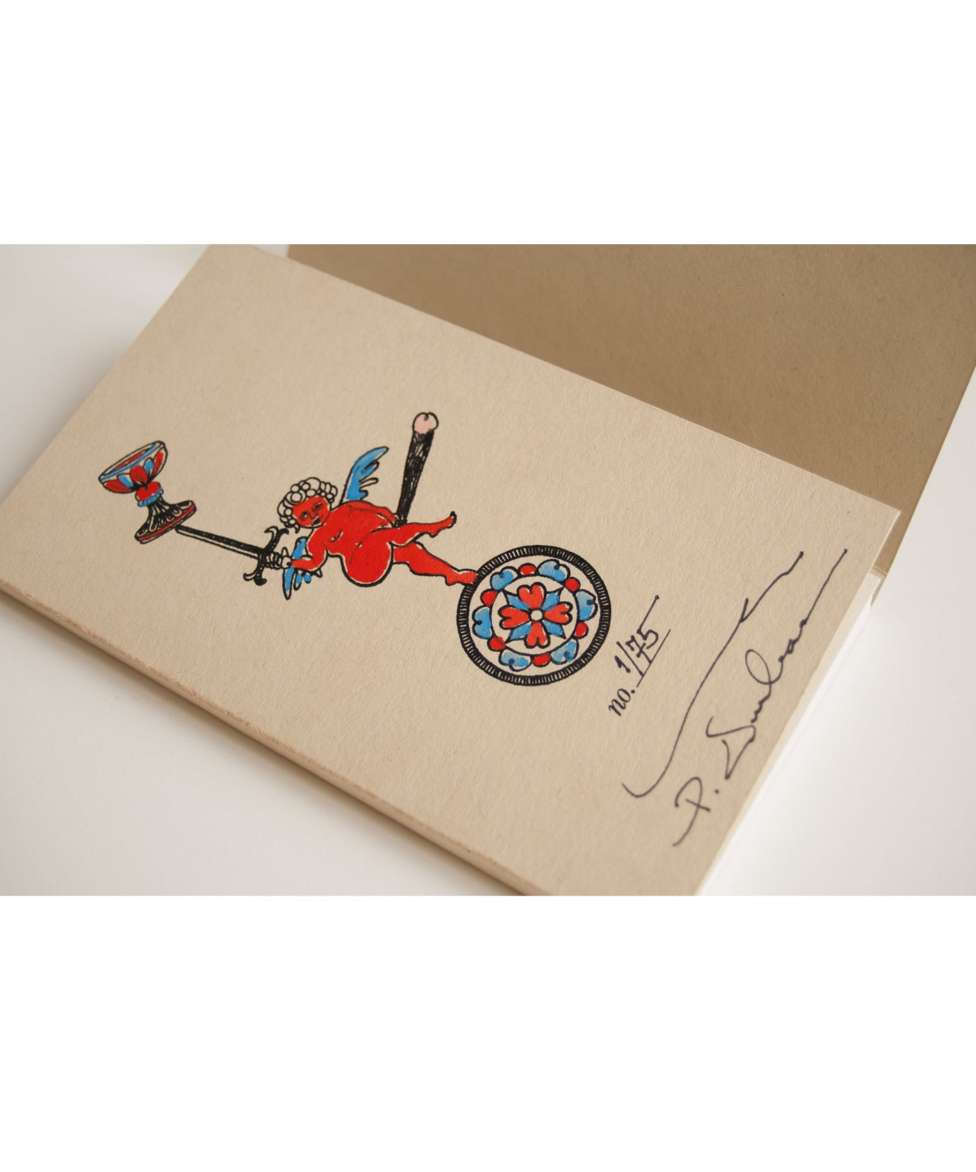 eros_oversize_detail1_1400x.