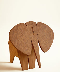 Moderne Safari Elephant